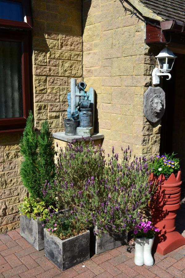 Castle Green Bed And Breakfast Ashbourne  Esterno foto