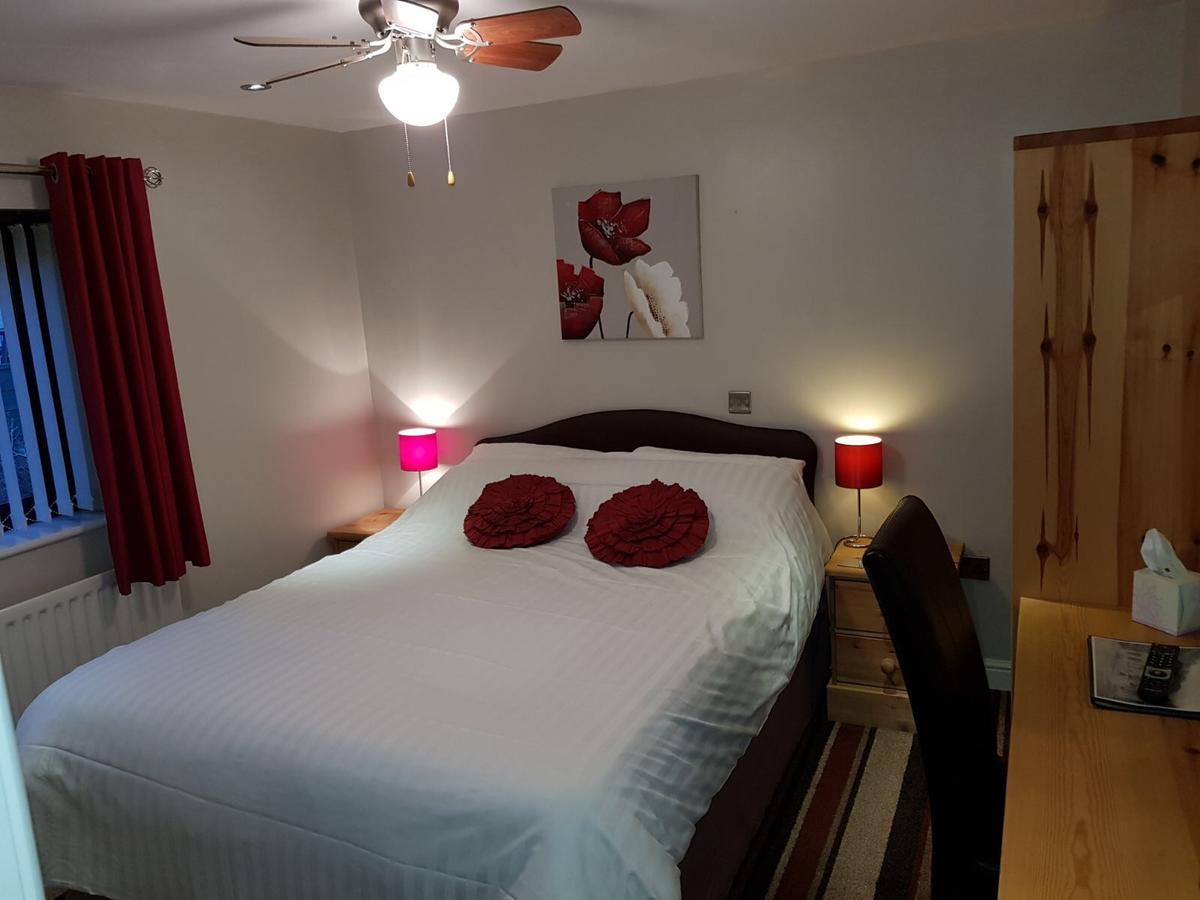 Castle Green Bed And Breakfast Ashbourne  Esterno foto