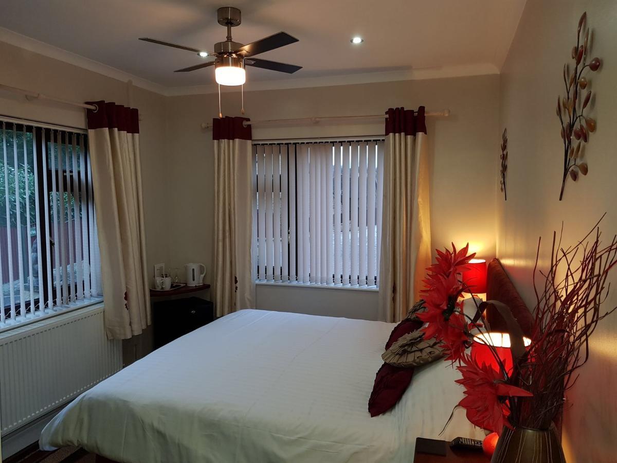 Castle Green Bed And Breakfast Ashbourne  Esterno foto