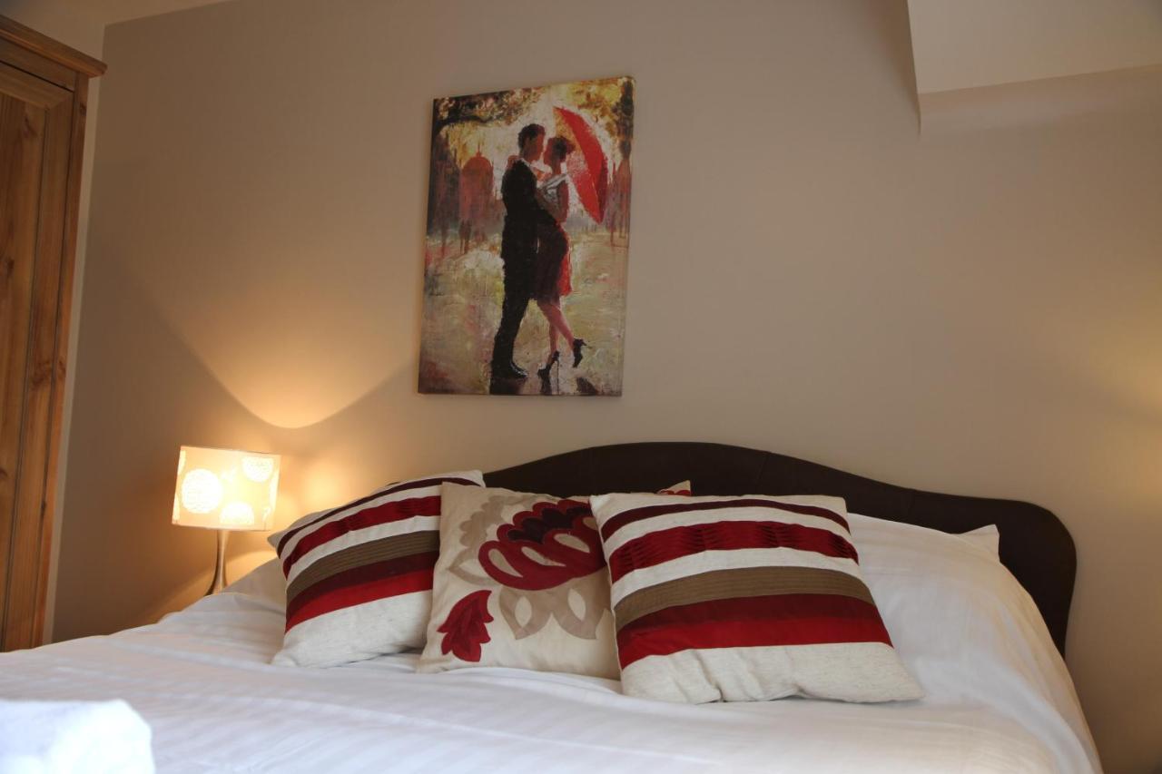 Castle Green Bed And Breakfast Ashbourne  Esterno foto